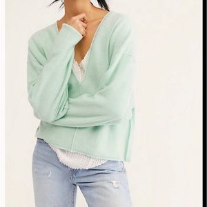 Free people cashmere V neck sweater xs